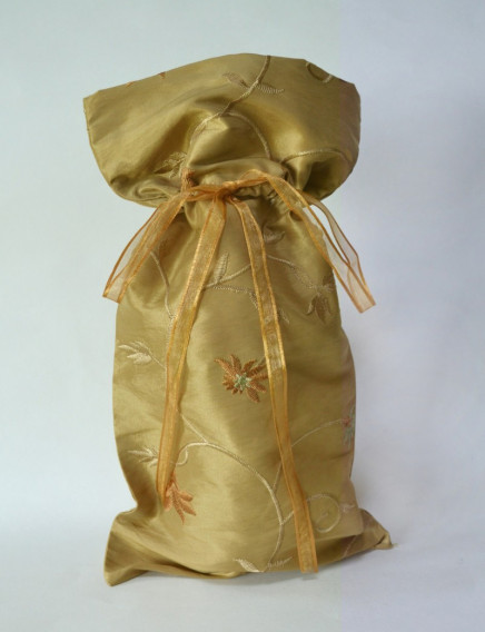 Embroidered Taffeta Wine Bags Gold Sage