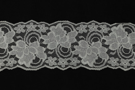 Lace 4485 Ivory