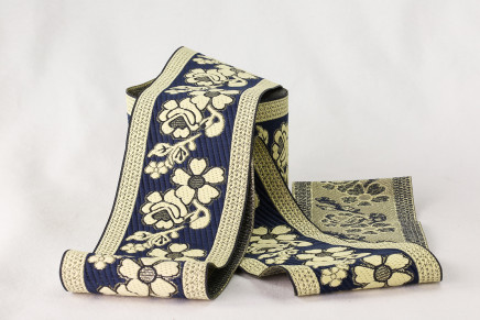 Jacquard Flowers Navy