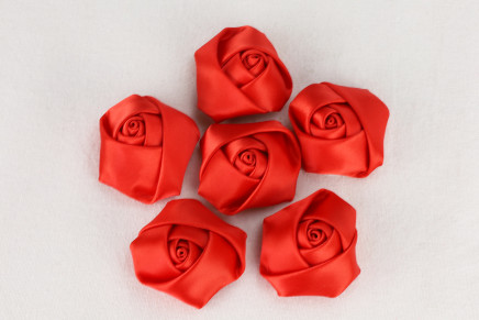 1-1/2" Wide Satin Accent Roses Red