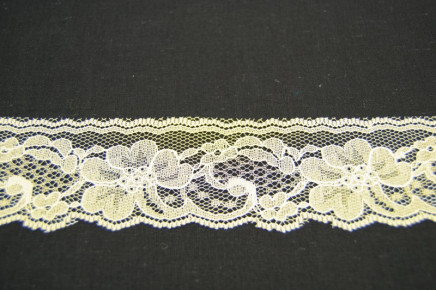 Lace 2613 Ivory