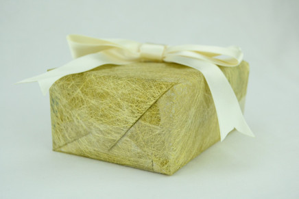 Non Woven Wrapping Paper Gold