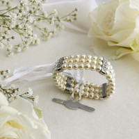 Pearl Corsage Wristlet
